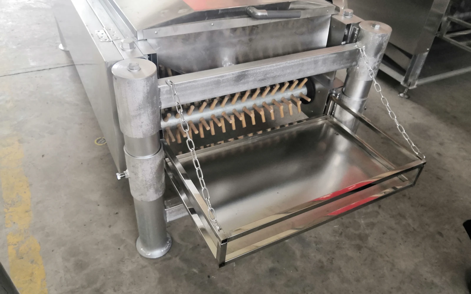 Automatic Poultry Scalding and Plucking Unit - view 3