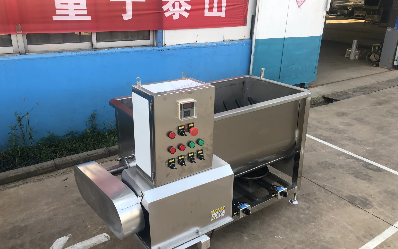 Dual-Heating Poultry Scalding Tank - view 2