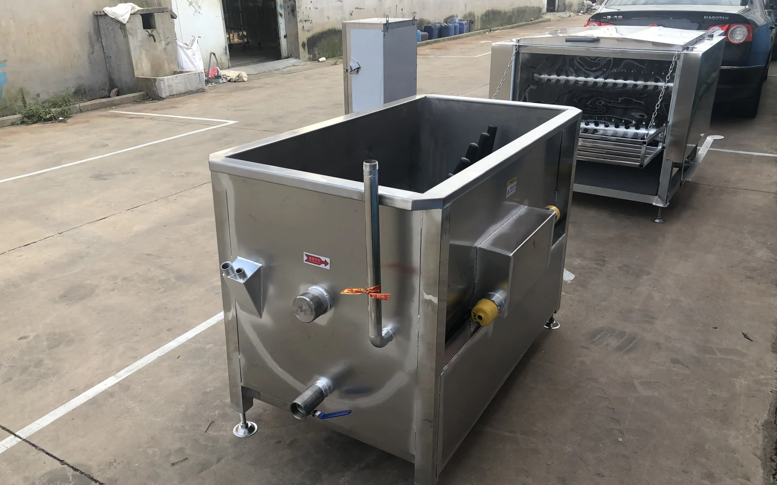 Dual-Heating Poultry Scalding Tank - view 3